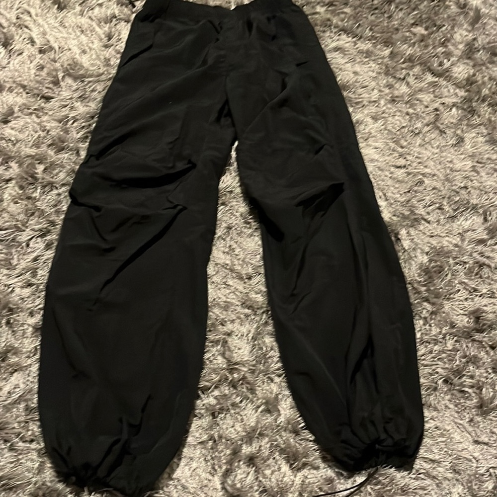 Love Tree  parachute pants medium